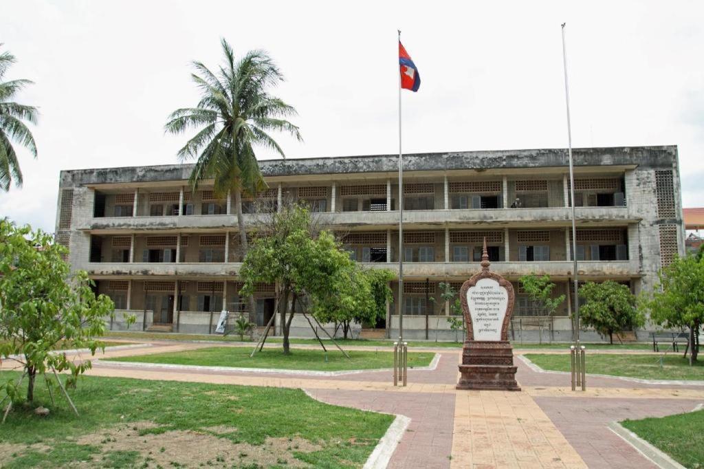Kolab Sor Phnom Penh Hotel Exterior photo