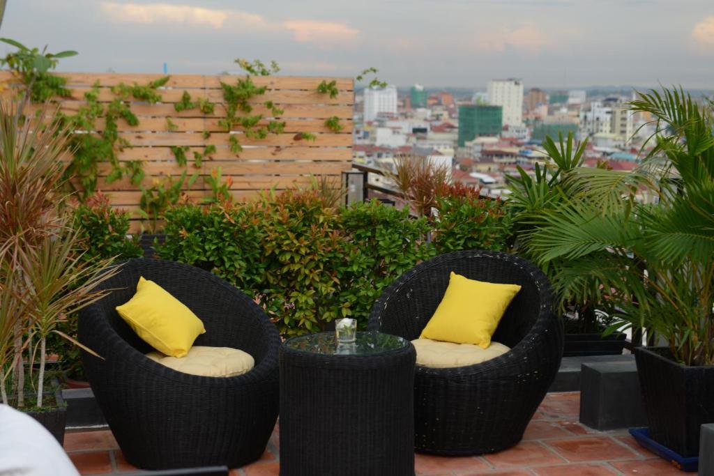 Kolab Sor Phnom Penh Hotel Exterior photo