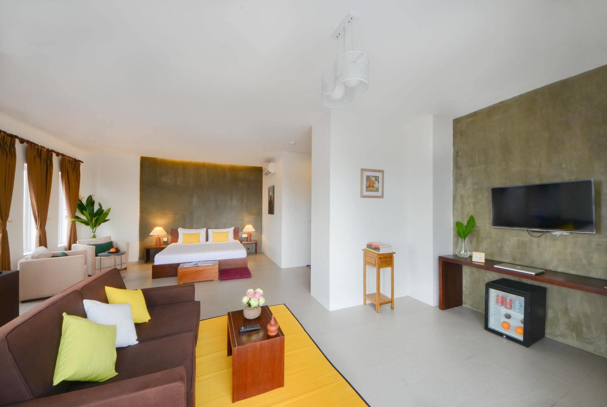 Kolab Sor Phnom Penh Hotel Exterior photo